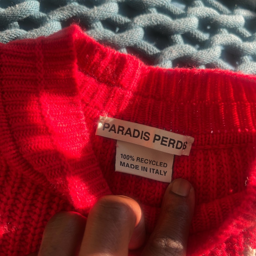 Paradise Peru Red Crew Neck Sweater with Ribbed Texture